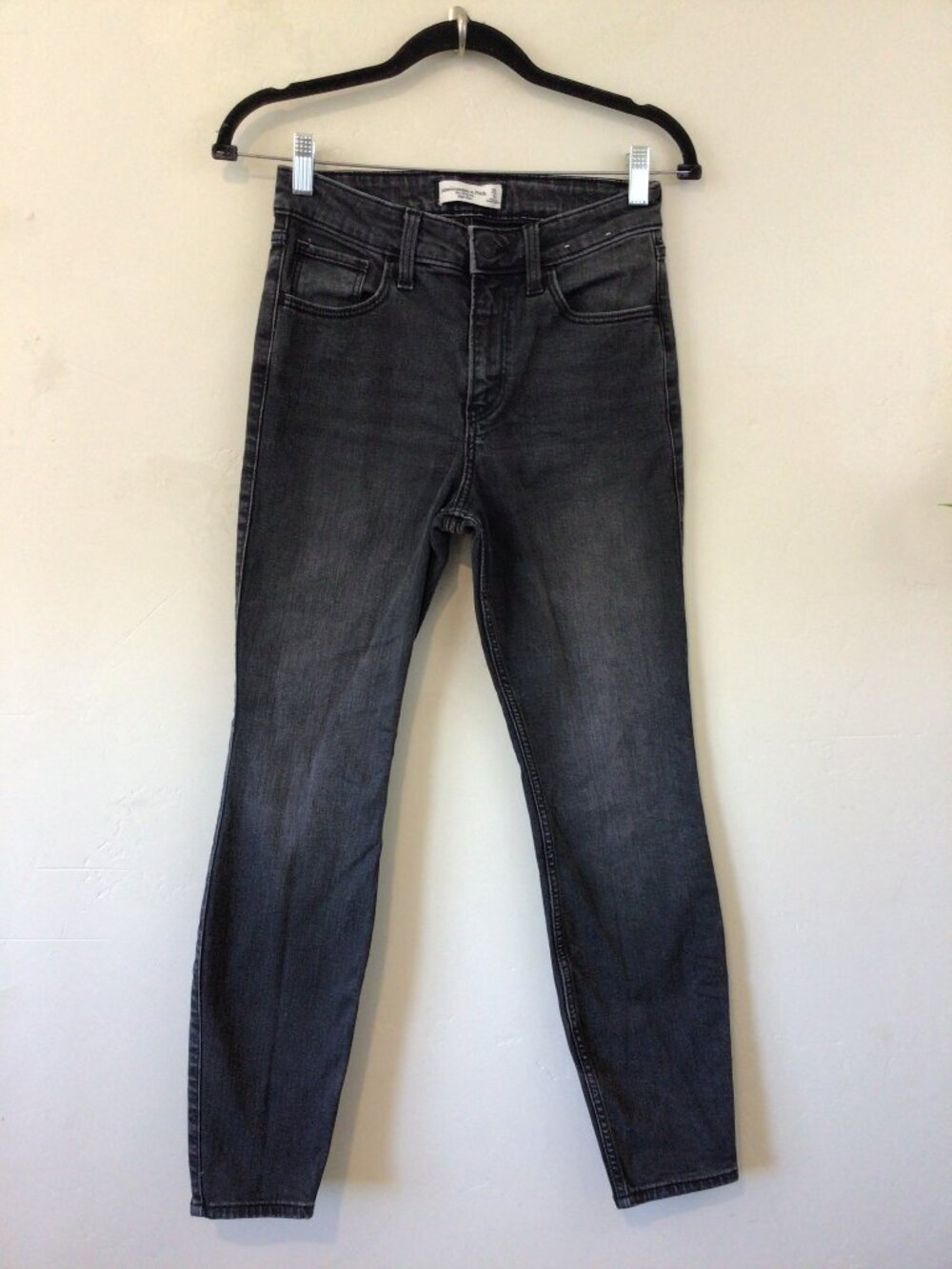 Abercrombie and Fitch The Skinny High Rise Jeans SIze 0 / 25